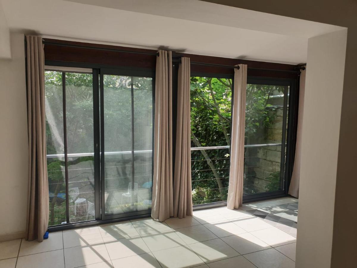 Maison 150M2 Jardin A Louer En Entier, Bordeaux Centre Chartrons, 3 Chambres 3 Salles De Bains 1 Canape-Lit Llllnumero De Telephone Dans L'Annonce Si Questionlll Exterior photo