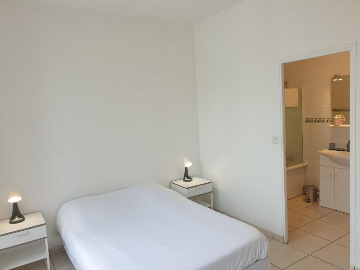 Maison 150M2 Jardin A Louer En Entier, Bordeaux Centre Chartrons, 3 Chambres 3 Salles De Bains 1 Canape-Lit Llllnumero De Telephone Dans L'Annonce Si Questionlll Exterior photo