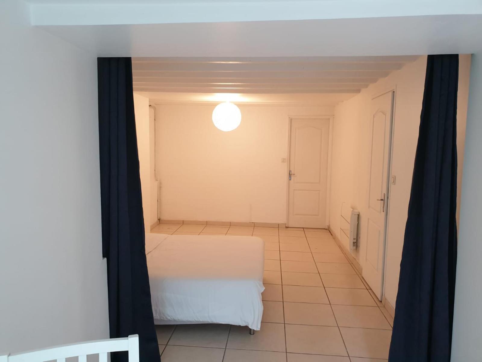 Maison 150M2 Jardin A Louer En Entier, Bordeaux Centre Chartrons, 3 Chambres 3 Salles De Bains 1 Canape-Lit Llllnumero De Telephone Dans L'Annonce Si Questionlll Exterior photo