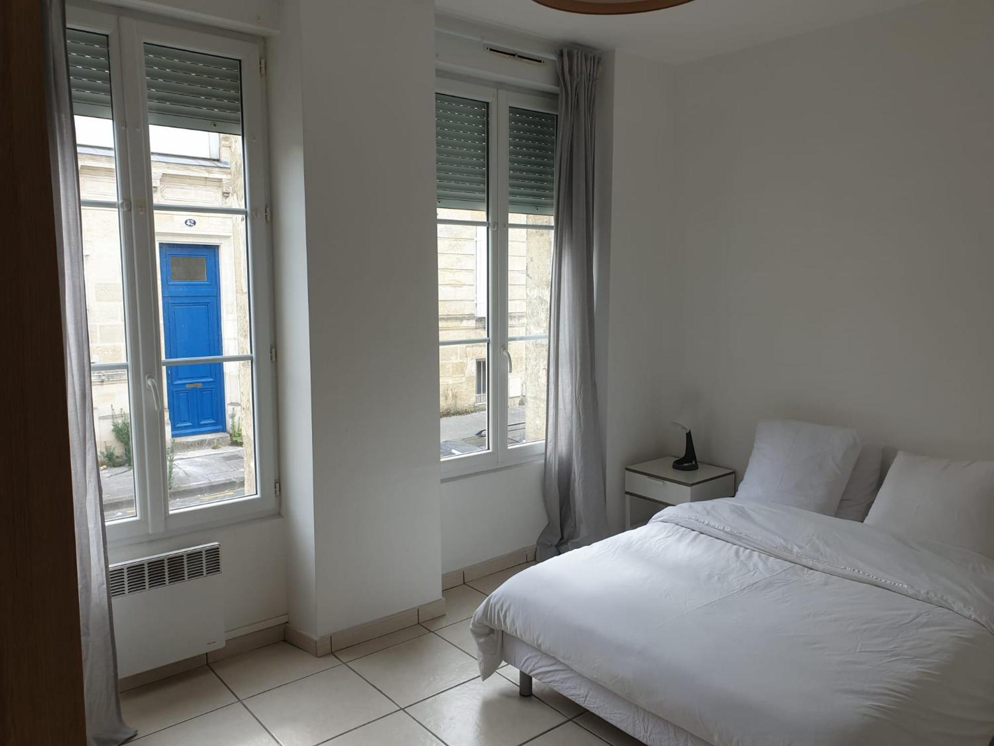 Maison 150M2 Jardin A Louer En Entier, Bordeaux Centre Chartrons, 3 Chambres 3 Salles De Bains 1 Canape-Lit Llllnumero De Telephone Dans L'Annonce Si Questionlll Exterior photo